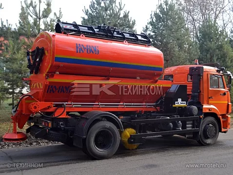 Комбинированная дорожная машина КО-806-40