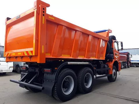 Самосвал КАМАЗ-65802