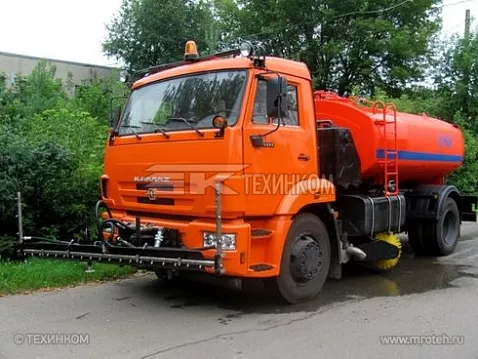 Комбинированная дорожная машина КО-806