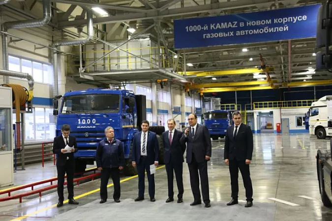 В НОВОМ КОРПУСЕ «КАМАЗА» ВЫПУЩЕН ТЫСЯЧНЫЙ ГАЗОМОТОРНЫЙ АВТОМОБИЛЬ