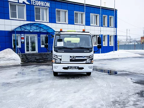 Автотопливозаправщик Chameleon-4.9 на шасси DONGFENG C80S