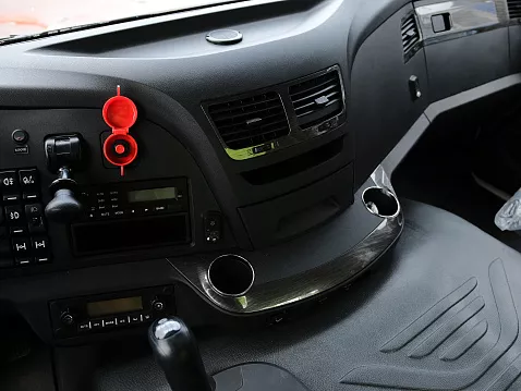  Автотопливозаправщик Chameleon-15 на шасси FAW J6 CA3250