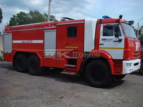 Автоцистерна пожарная АЦ-8-40(70) (43118) кабина салонного типа