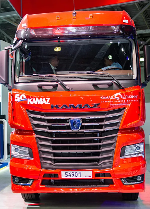 Стартовали продажи тягачей КАМАЗ нового поколения