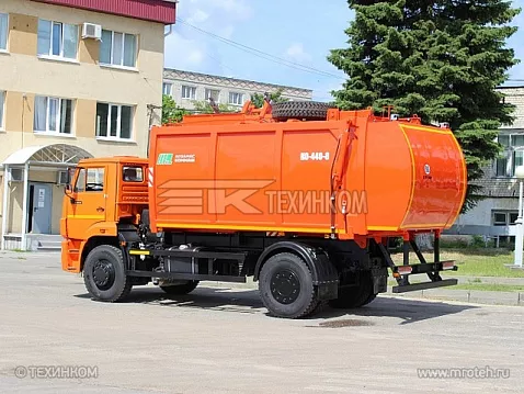 Мусоровоз КО-440-8К