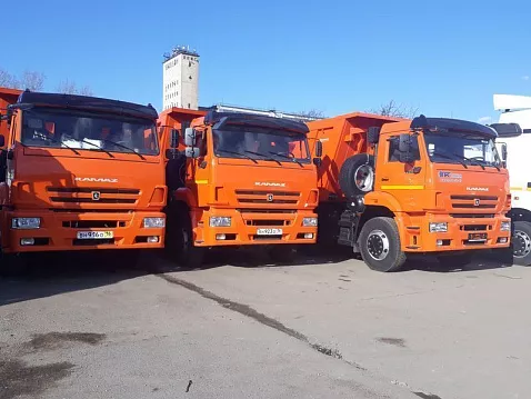 Самосвал КАМАЗ-6520