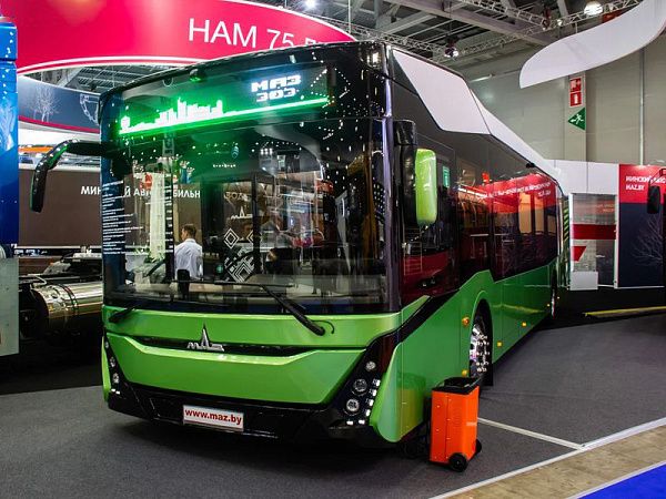 Автобус нового поколения МАЗ-303 дебютировал на выставке Comtrans 2019