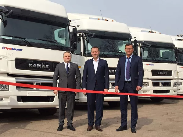 Седельные тягачи KAMAЗ-5490 для X5 Retail Group