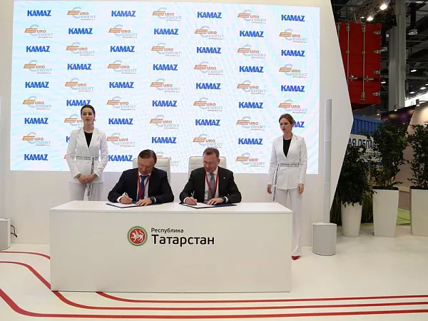 «ЕВРОЦЕМЕНТ груп» приобретает тысячу КАМАЗов на газомоторном топливе