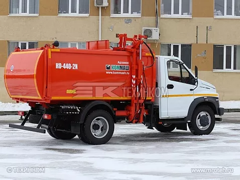 Мусоровоз КО-440-2N