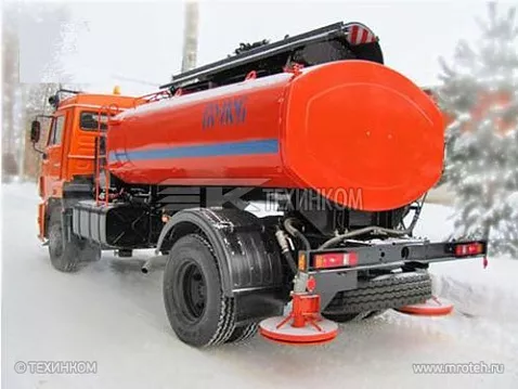 Комбинированная дорожная машина КО-806