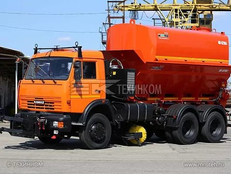 Комбинированная дорожная машина КО-829Б1