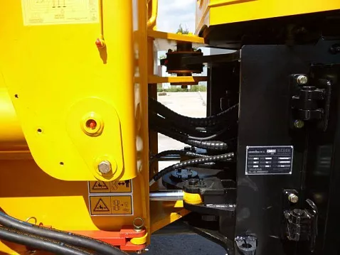 Фронтальный погрузчик Lonking CDM853N