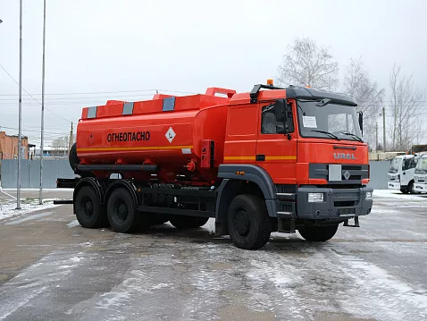 Автотопливозаправщик CHAMELEON-15 на шасси УРАЛ С35510