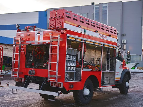 Автоцистерна пожарная АЦ-1,6-40 (С41А23)