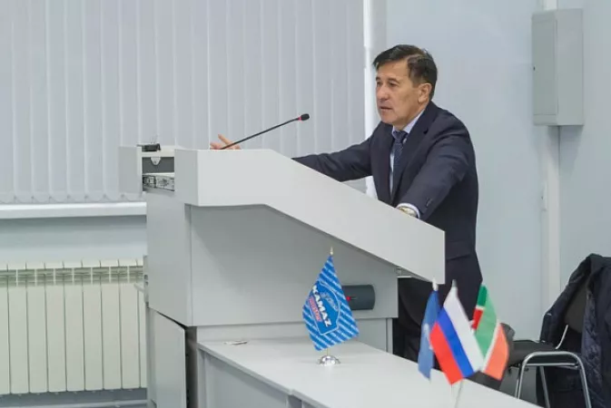 В КФУ прошла гостевая лекция Фирдауса Кабирова