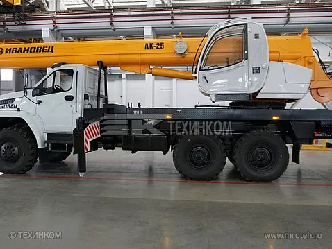 Автокран ИВАНОВЕЦ КС-45717-2Р AIR