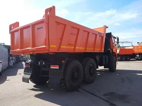 Самосвал КАМАЗ-65222