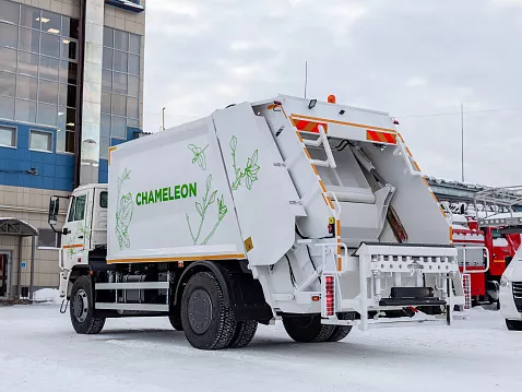 Мусоровоз с задней загрузкой Chameleon МТБ-16. На шасси КАМАЗ-53605.