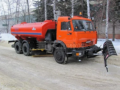 Комбинированная дорожная машина КО-823-01