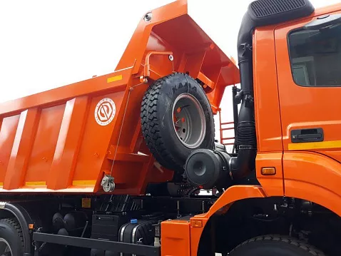 Самосвал КАМАЗ-65802