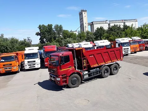 Самосвал КАМАЗ-6580