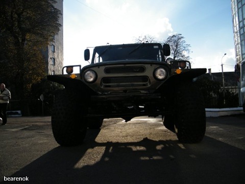 UAZ   