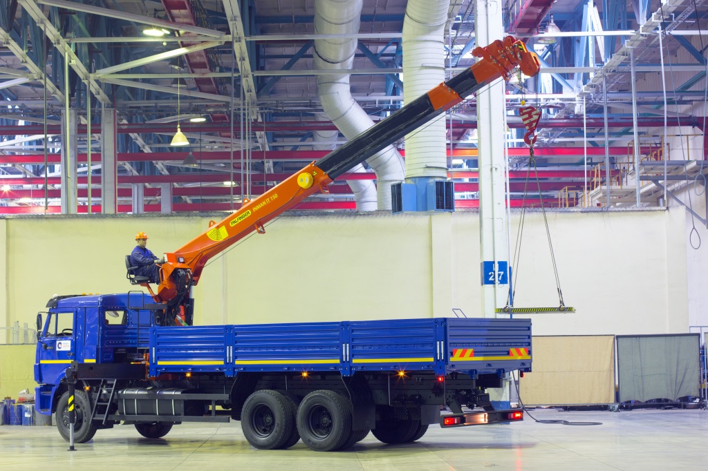 Компания PALFINGER представляет новый КМУ тросового семейства PALFINGER INMAN IT 150