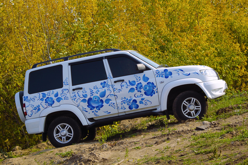 UAZ Patriot, расписанный под гжель UAZ Patriot, расписанный под гжель
