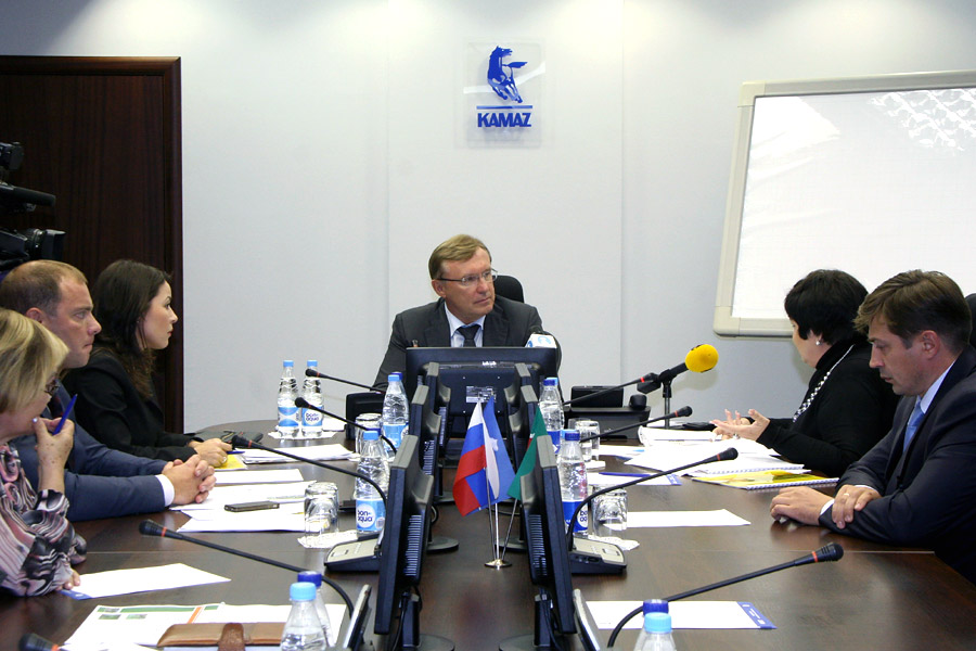 «КАМАЗ» помогает детям ДЦП «КАМАЗ» помогает детям ДЦП