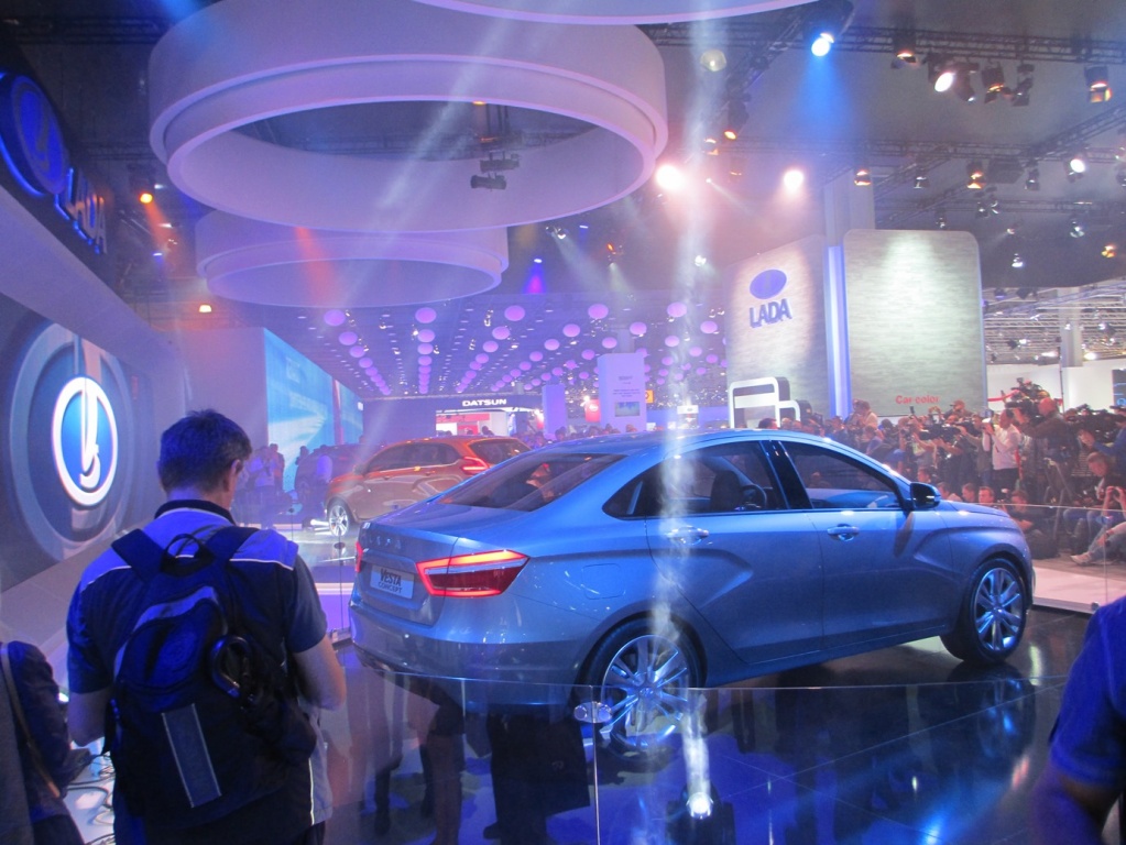  LADA Vesta